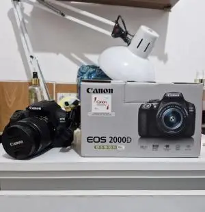 دوربین کنون 2000d canon دست دوم