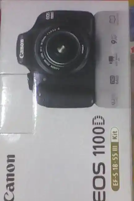 دوربین عکاسی دیجیتال دست دو