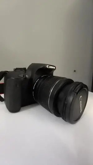 دوربین عکاسی حرفه ای Canon 650D دست دوم