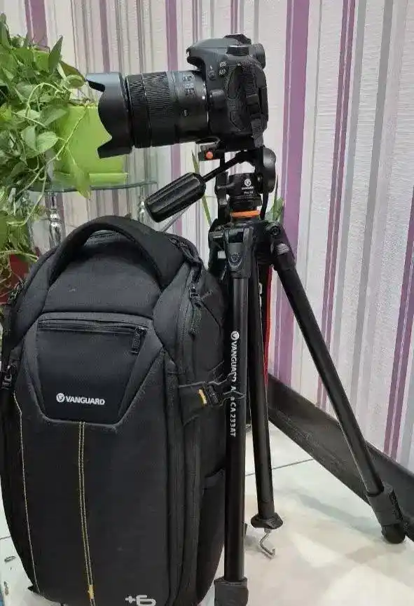 دوربین عکاسی کانن80D، شات5150 وسایل کیف و سه پایه دست دو