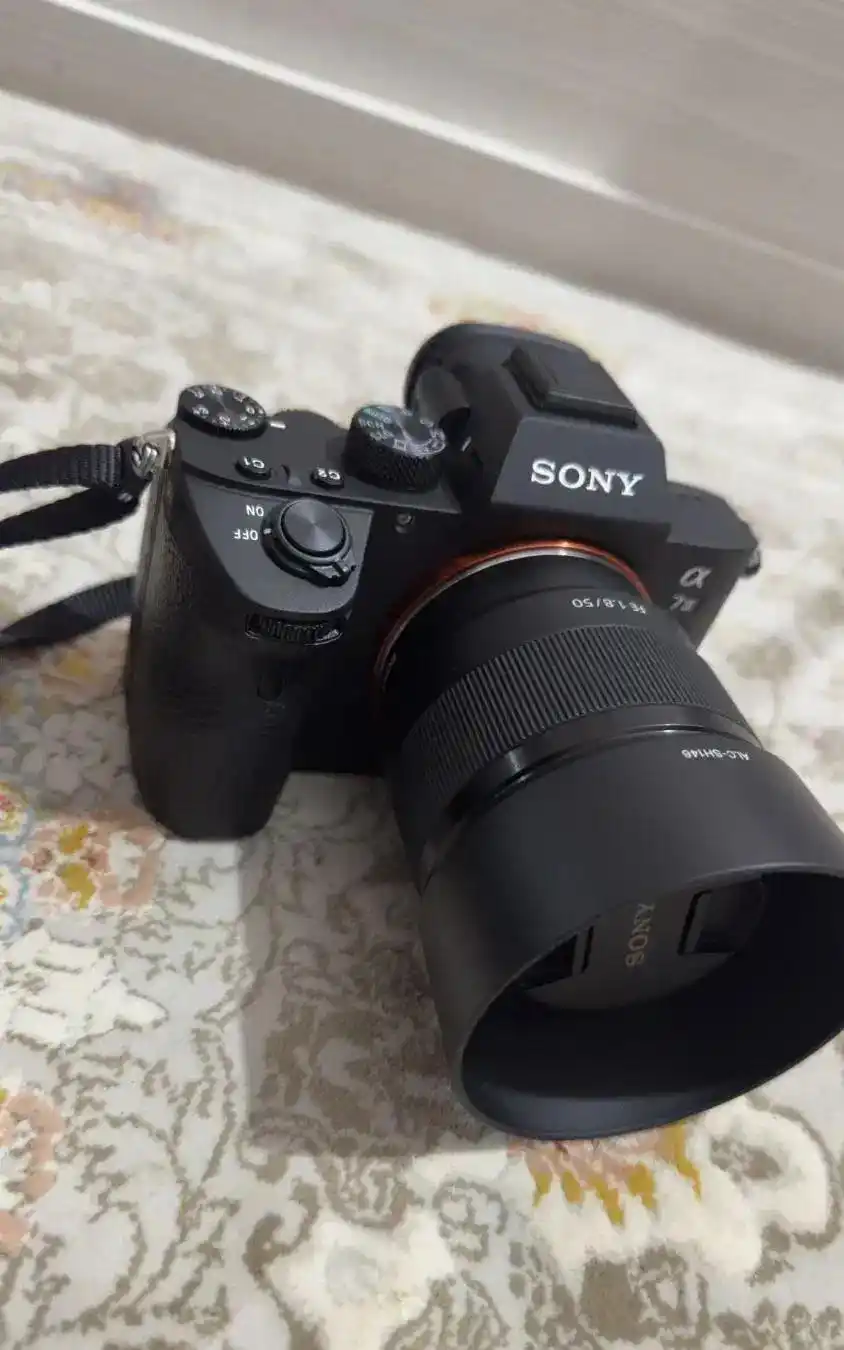 دوربین sony alfa7 مارک 3 و لنز سونی دست دو