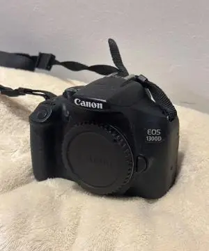 canon 1300D دست دوم