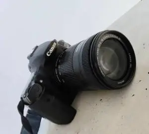 دوربین Canon 60D و لنز دست دوم