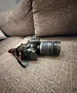 دوربین عکاسی کنون ۵۵۰ دست دوم