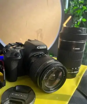 دوربین کانن مدل 200D دست دوم