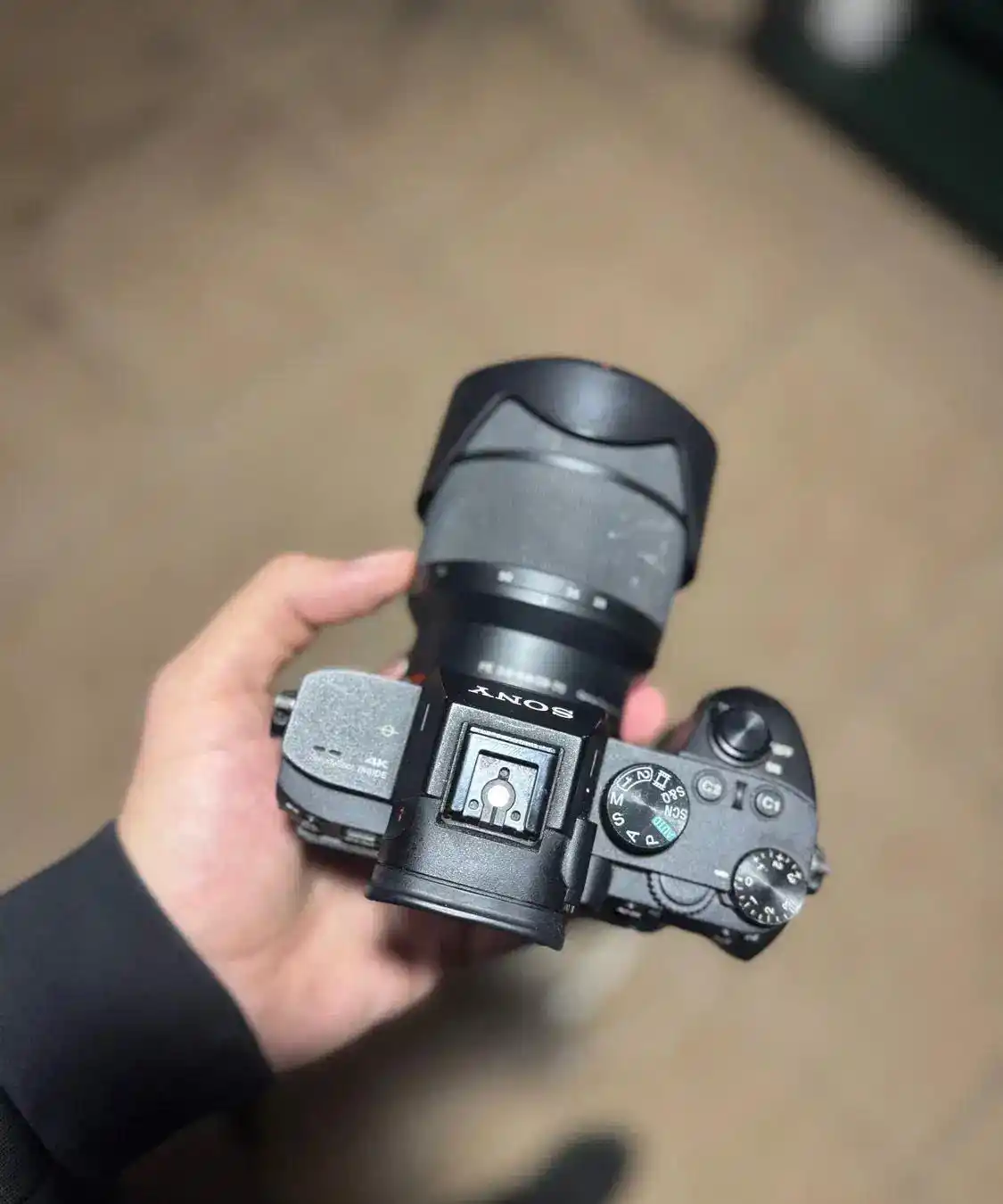 sony a7 iii دست دو