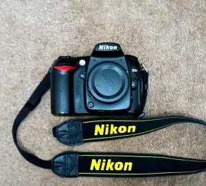 دوربین عکاسی حرفه ای nikon دست دوم