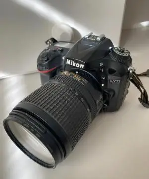 دوربین nikon d7200 دست دوم