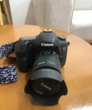 دوربین Canon  7D به همرا لنز دست دوم