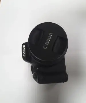 دوربین کانن در حدآک دست دوم