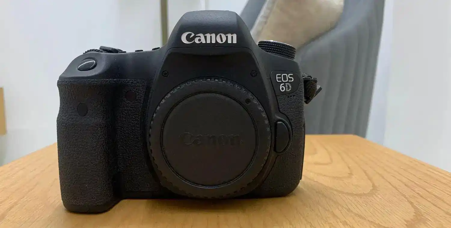 Canon 6D body دست دو