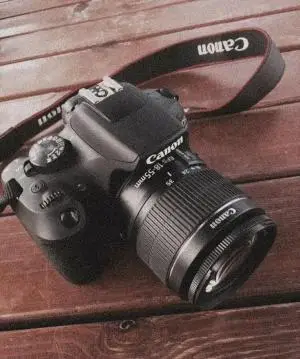 دوربین Canon 750d با لنز55-18 دست دوم