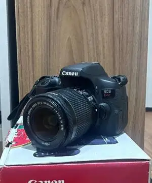 دوربین Canon 750d با لنز55-18 دست دوم