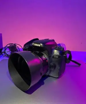 دوربین حرفه ای کانن | Canon 77D+18-55 دست دوم