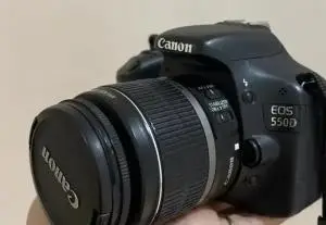 eos 550D canon دست دوم