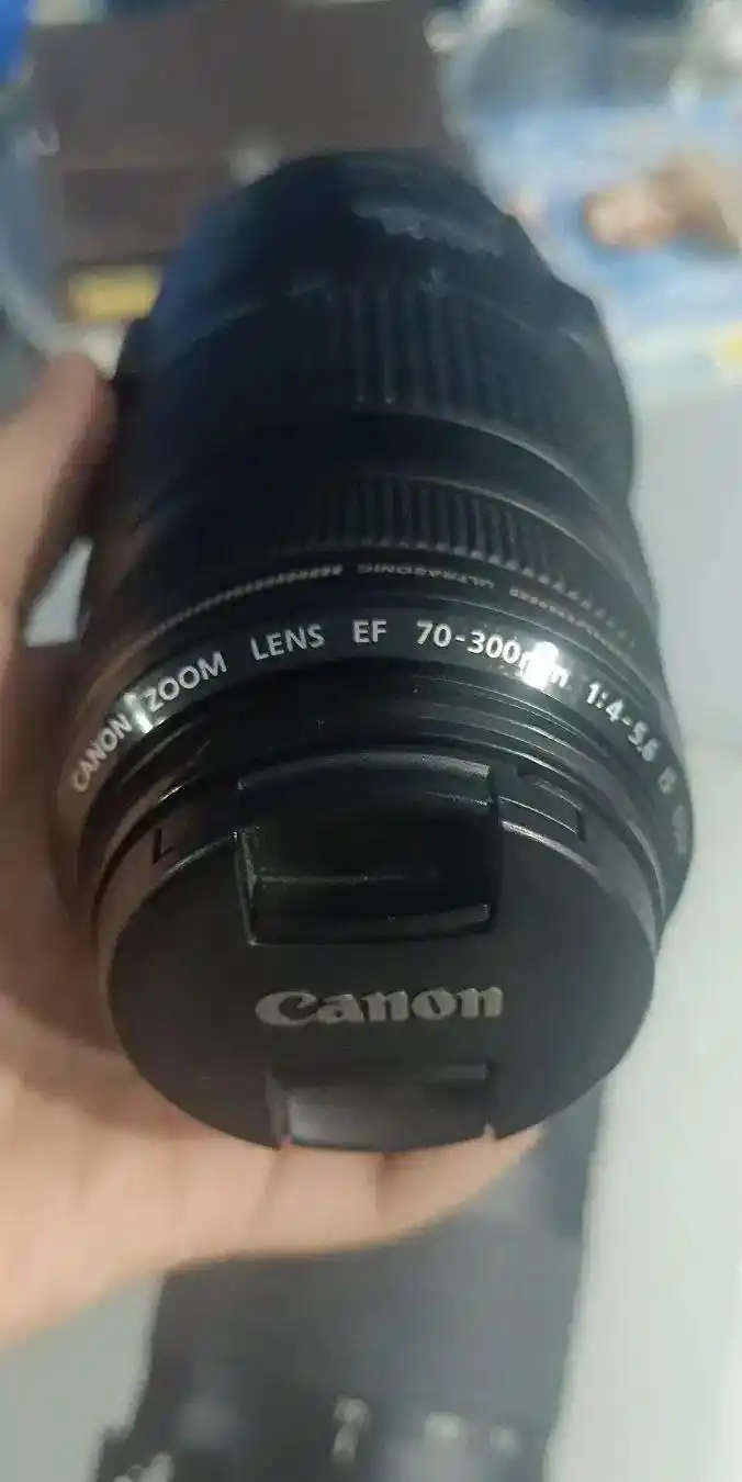 لنز کنون Canon EF 70-300mm دست دو
