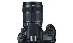 دوربین کانن cannon 70D با لنز 18-135 نو دست دوم