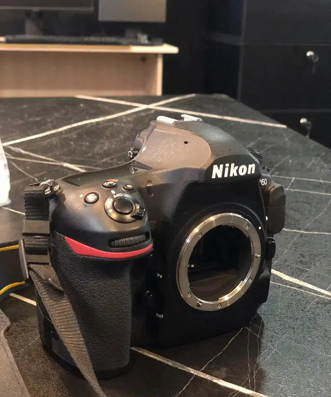 دوربین نیکون D850 body دست دو