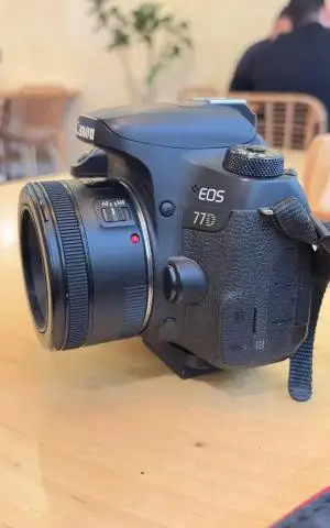 کانن 77D با لنز ۵۰ f1.8 دست دوم