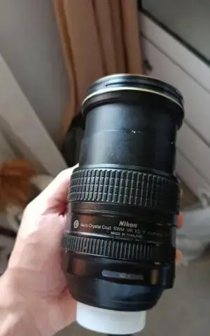 لنز زوم 24.120 به همراه لنز 50 فیکس  nikon f.1'8 دست دوم