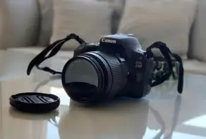 Canon 200 d 18-55 دست دوم
