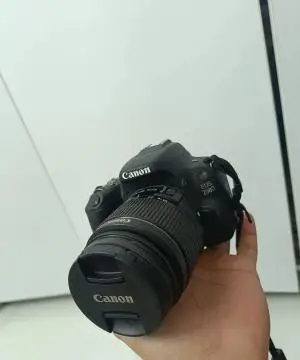 دوربین 200dکانن دست دوم