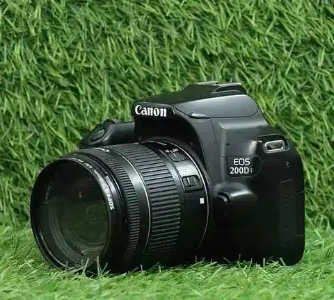 Canon 200 d 18-55 دست دو