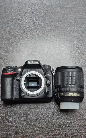 دوربین نیکون D7100 + 18-140mm VR دست دوم دست دوم