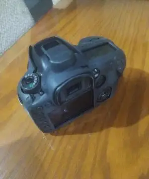 Canon 7D 50mm دست دوم