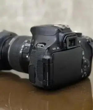 دوربین حرفه ای کنون | Canon 600D دست دوم