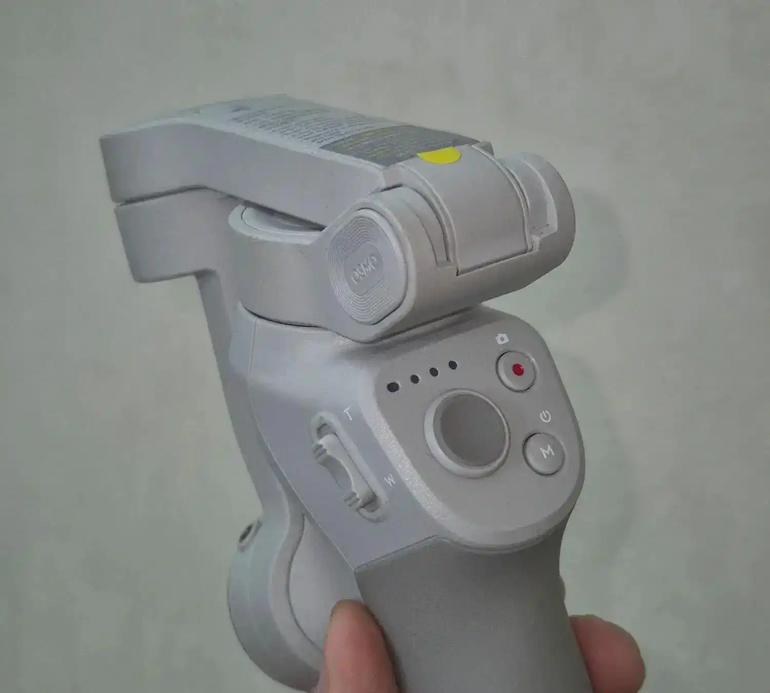 گیمبال لرزشگیر موبایل Dji Osmo 4 se دست دو