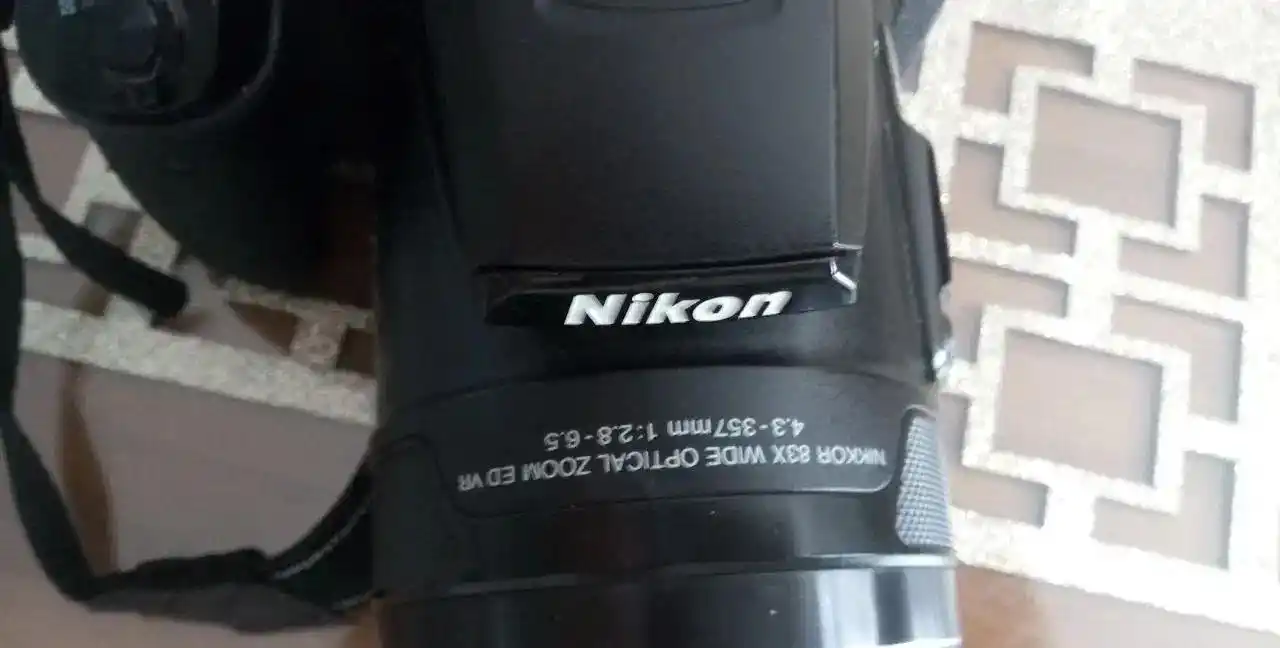 دوربین حرفه ای نیکون p900 دست دو