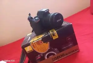 دوربین  عکاسی نیکون D5600 دست دوم