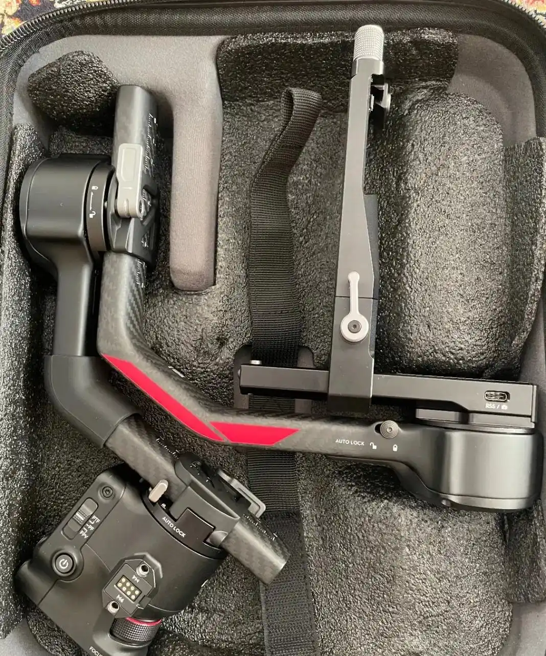 Ronin dji rs4 pro combo دست دو