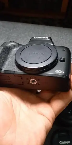 فروش دوربین عکاسی و فیلمبردای Canon M50 Mark ii دست دوم