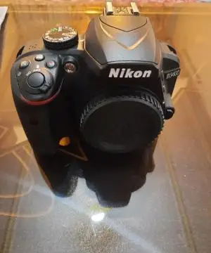 دوربین عکاسی Nikon d3400 دست دوم