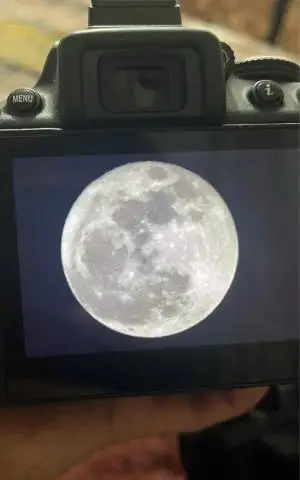 دوربین حرفه‌ای Nikon D5300 با لنز 18-55mm VR دست دوم