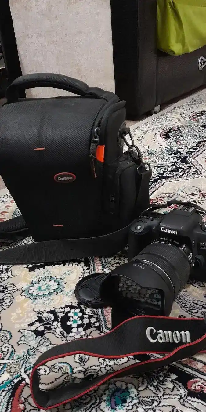 دوربین کنون 760D دست دو