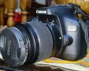 دوربین عکاسی کانن دست دوم Canon EOS 4000D+18-55mm (5K شات) دست دوم