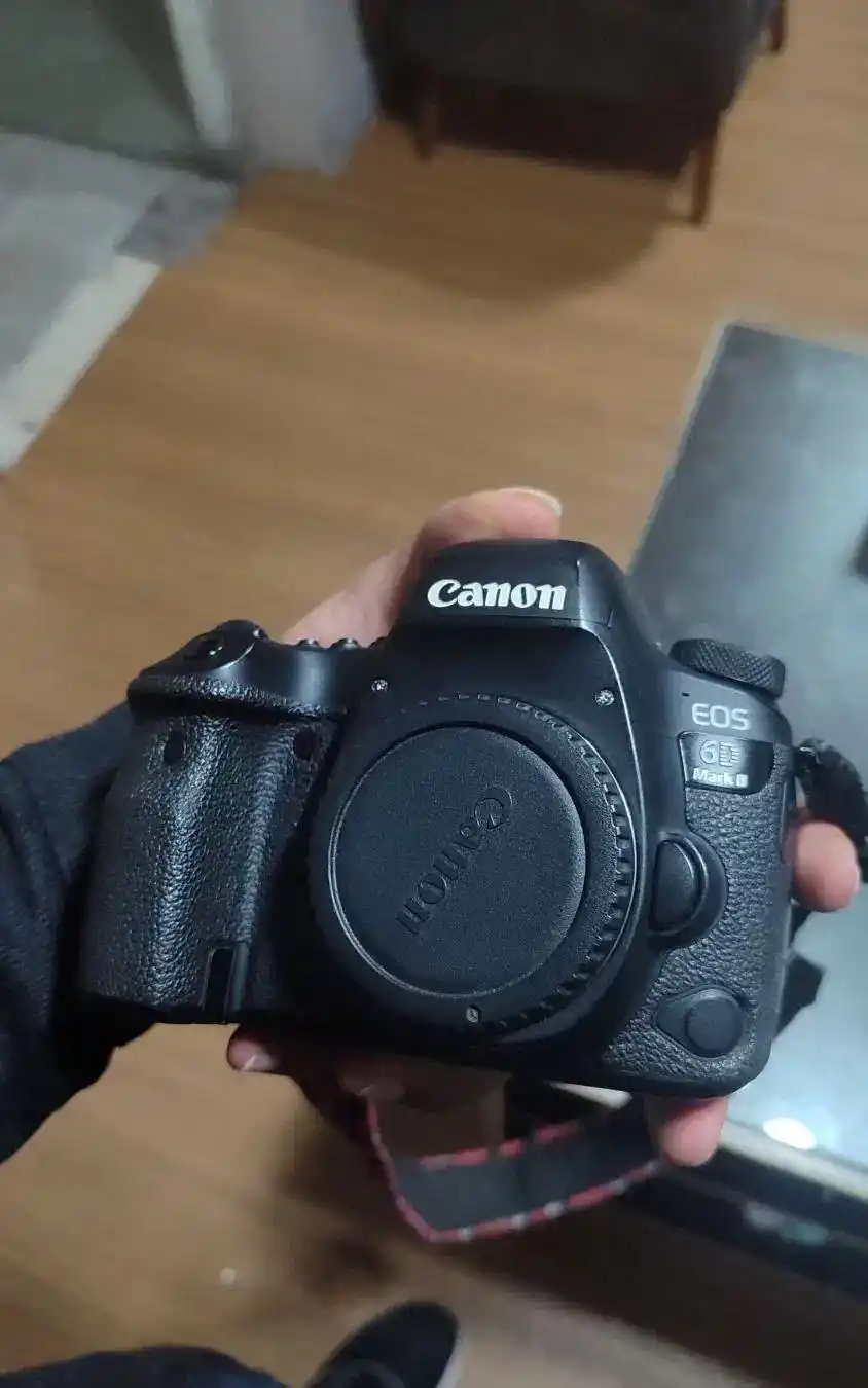 دوربین کانن 6دی دست دو