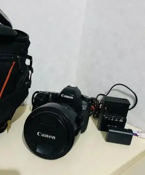 دوربین کنون 6d مارک 1 با لنز 24-105 دست دوم