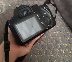 دوربین کنون d4000 دست دوم