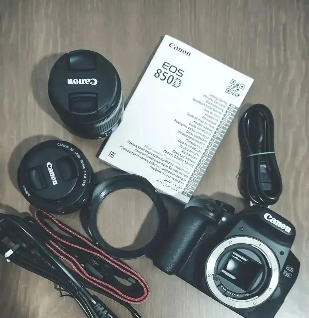 دوربین عکاسی canon 850D دست دو