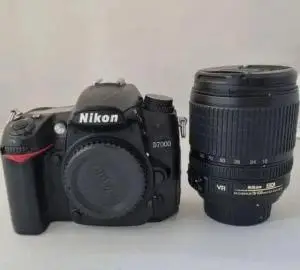 دوربین عکاسی d7000 nikon دست دوم