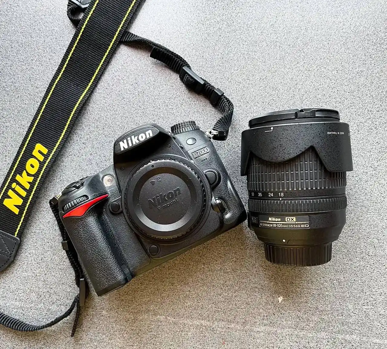 دوربین عکاسی d7000 nikon دست دو
