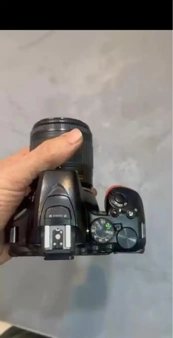 دوربین عکاسی حرفه ای nikon 5500 دست دو