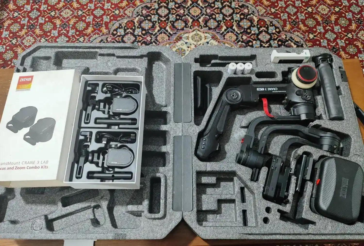 گیمبال zhiyun crane 3 به همراه موتور زوم فوکوس دست دو