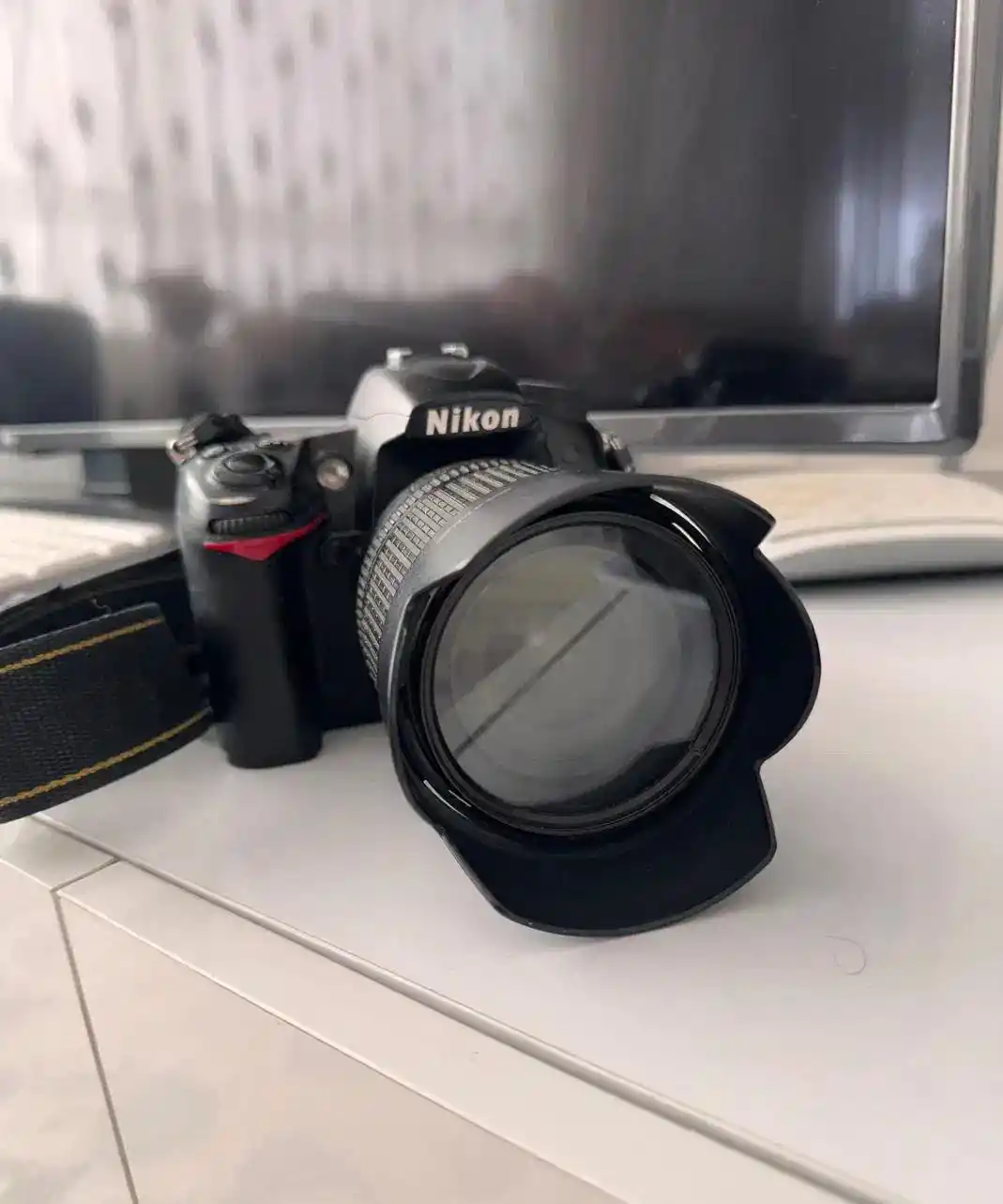 دوربین نیکون Nikon D7000 دست دو