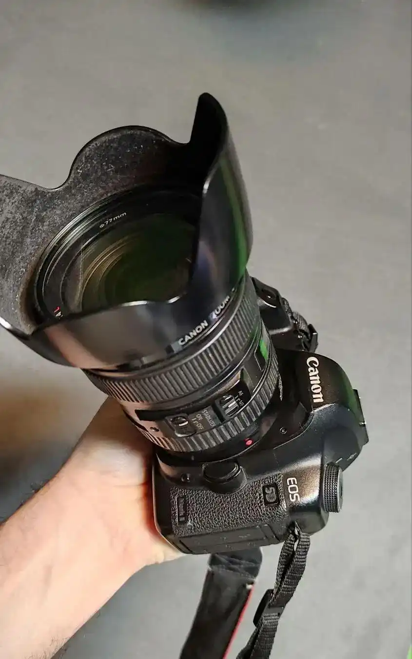 دوربین عکاسی کنون 5D mark ll دست دو