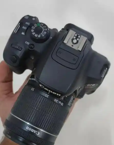 دوربین عکاسی کنون D700 دست دو